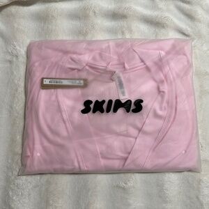 SKIMS Cherry Blossom Soft Lounge Robe - Short - Medium